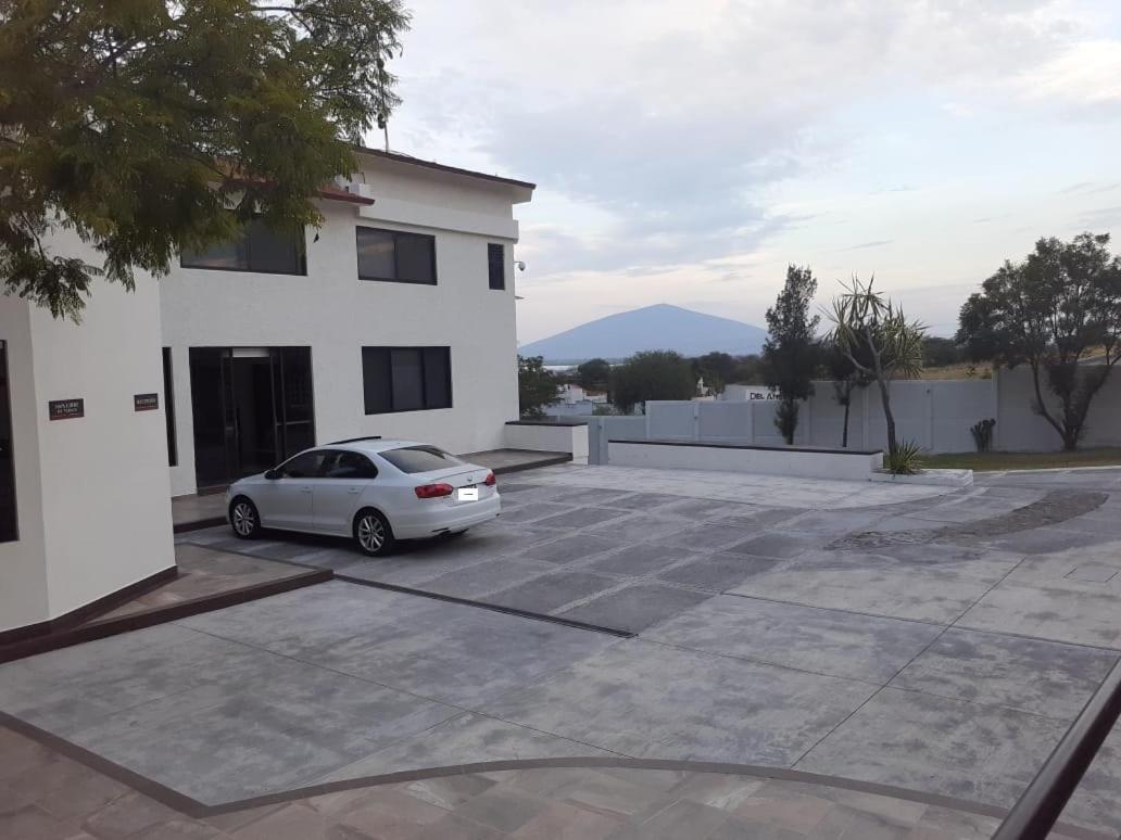 Hotel Candelero Yuriria Экстерьер фото