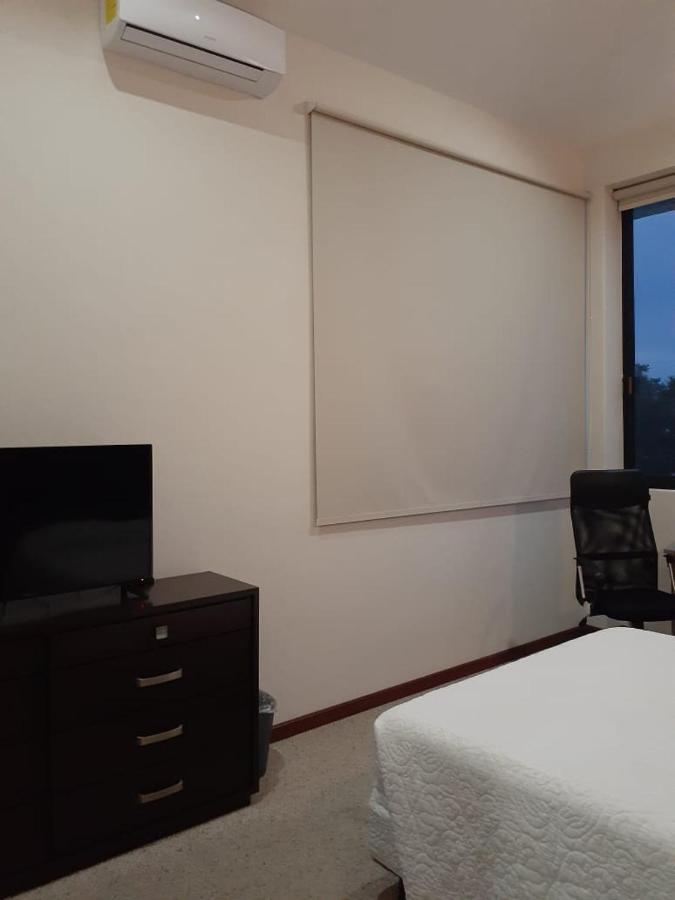 Hotel Candelero Yuriria Экстерьер фото