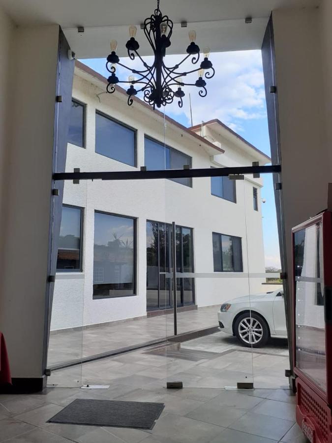Hotel Candelero Yuriria Экстерьер фото