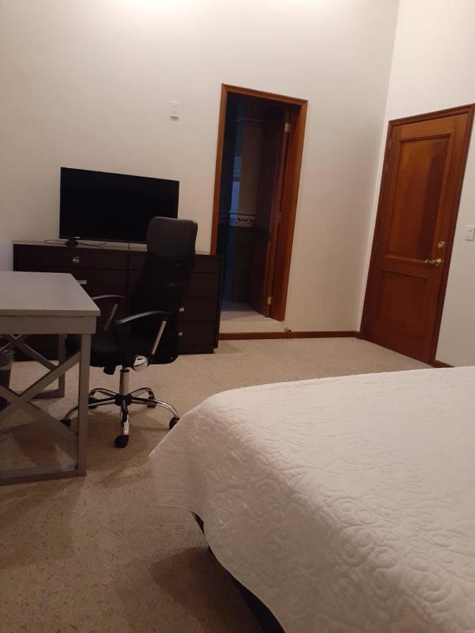 Hotel Candelero Yuriria Экстерьер фото